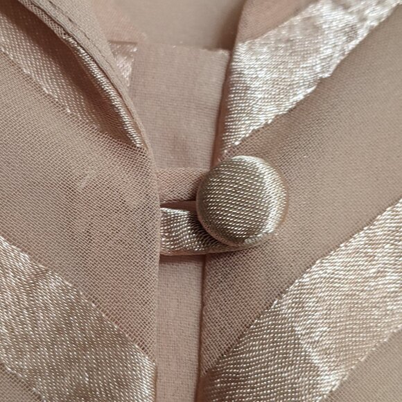 VTG Button Up Blouse - Picture 5 of 6